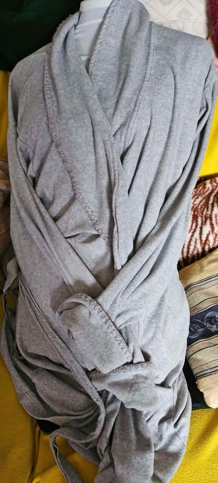 Photo of free 2 ladies dressing gowns sizes L (Newtown WN5) #2