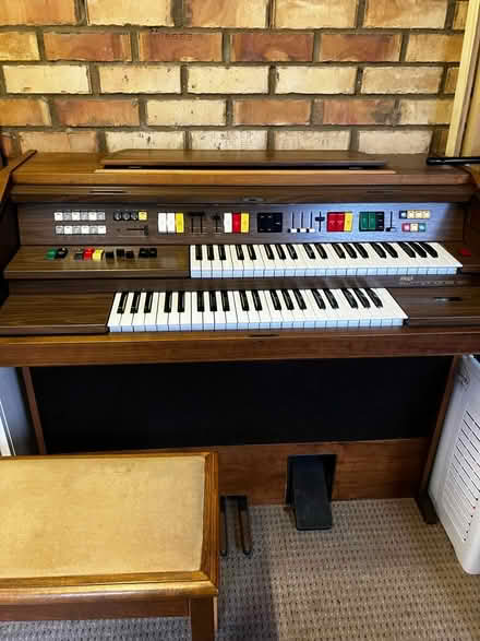 Photo of free Organs in mint condition (PE1 Peterborough) #1