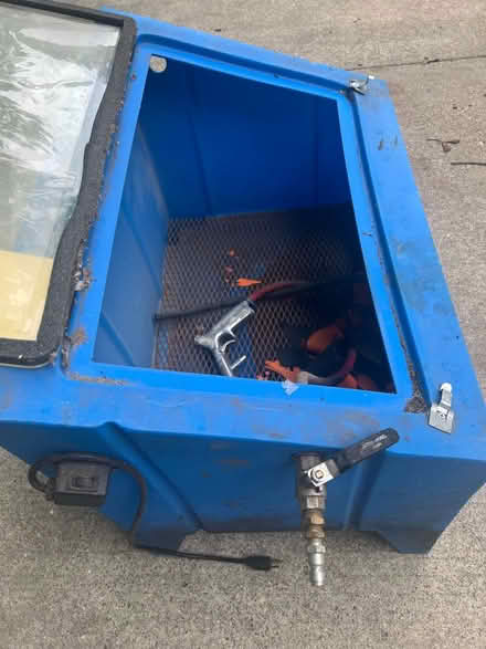 Photo of free Abrasive Finishing Blast Cabinet (Farmington and Eleven Mile Rds) #4