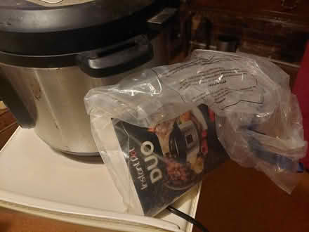 Photo of free instant pot (BR6) #2