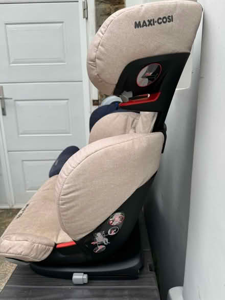 Photo of free Booster seat (Primrose Hill) #2