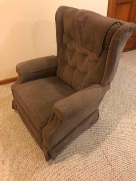 Photo of free recliner (Rush, near Henrietta) #1