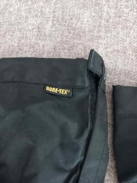 Photo of free Gaiters size S/M (Belvidere SY2) #2