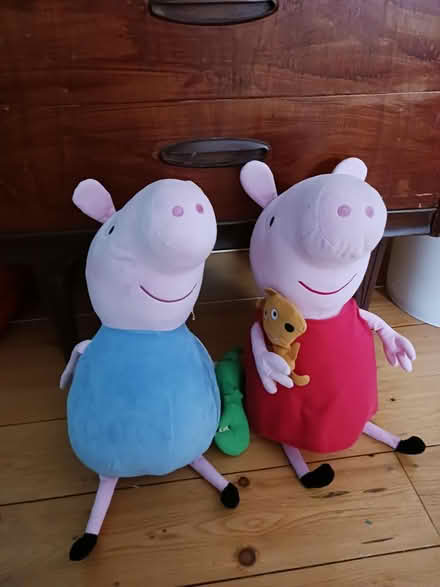 Photo of free Peppa Pig and George (East Dulwich, SE22) #1