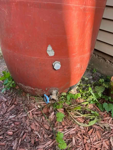 Photo of free Rain Barrel (East Garfield Park Chicago) #2