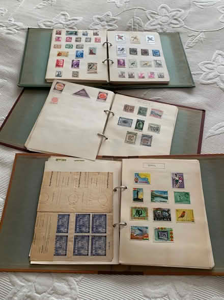 Photo of free Stamp albums (Winyates West B98) #1