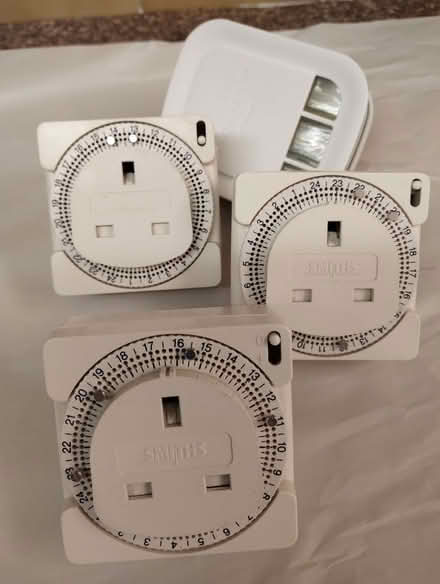 Photo of free Timer plugs and air freshener plug (Dorridge B93) #1