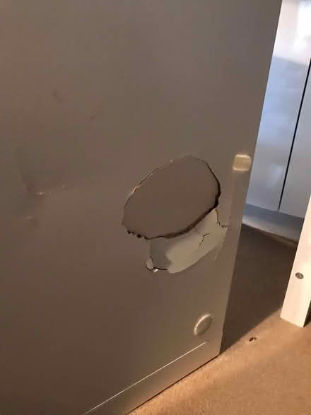 Photo of free shelving unit (SL0 Iver) #3