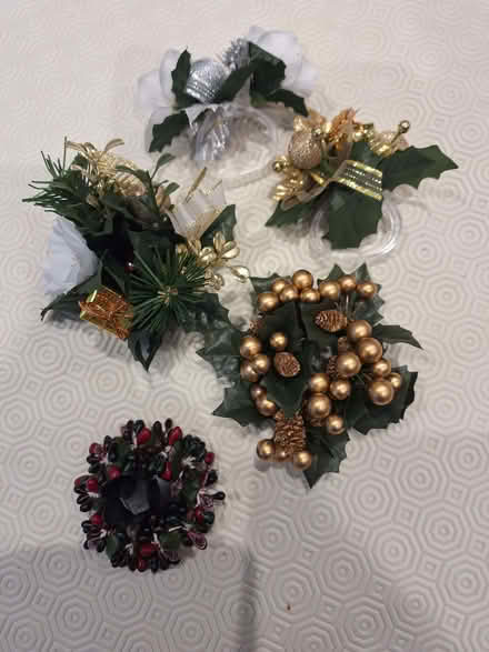 Photo of free Christmassy table decorations (West Common AL5) #1