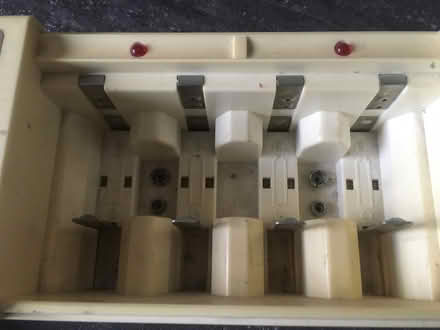 Photo of free Battery charger for AAA, AA, C and D cells and 9V (Tanfield Lea DH9) #2