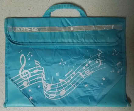 Photo of free Music case (Berrylands KT5) #1