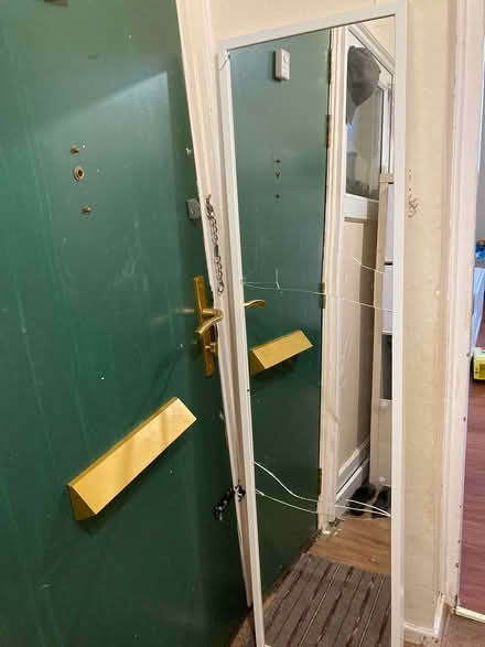 Photo of free Damaged mirror (London) #2
