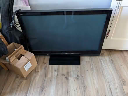 Photo of free Panasonic plasma 42" tv (Copley) #1