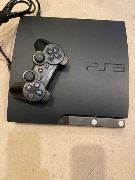Photo of free Sony PS3 2007 American (Lansdown) #1