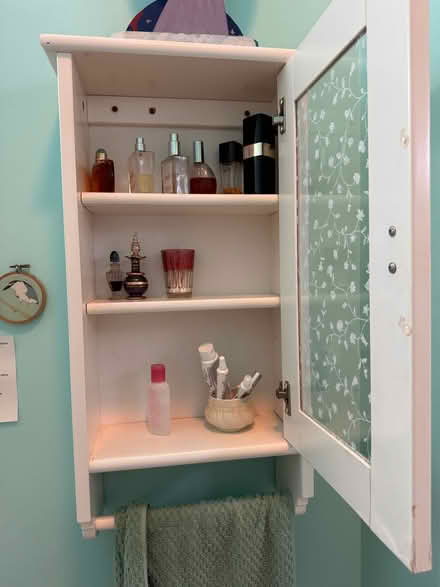 Photo of free IKEA bathroom cabinets (Lake Merritt) #3