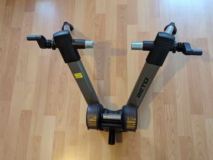 Photo of free Turbo trainer for cycling training (Highfield HP2) #2