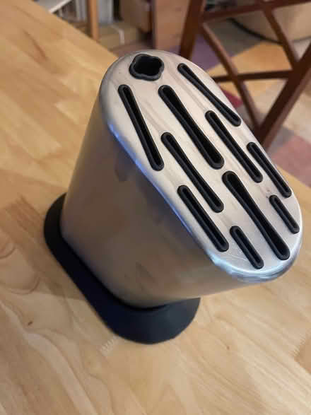 Photo of free Global knife block (without knives) (OX1 (Kennington)) #2