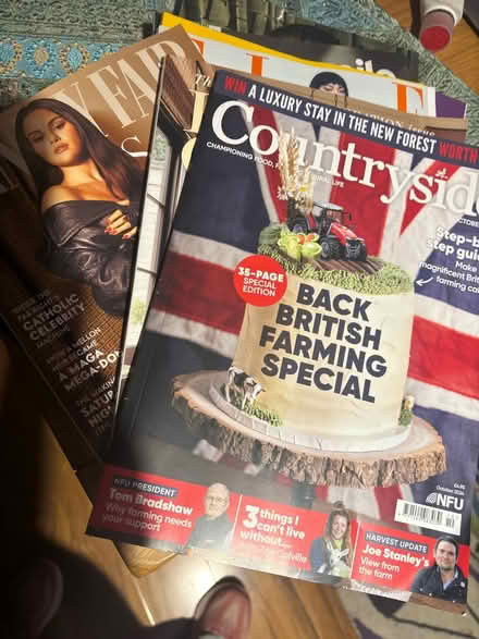 Photo of free New magazines (Tooting Bec SW16) #1