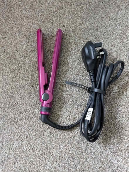 Photo of free Babyliss mini straighteners (Headington OX3) #1