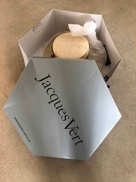 Photo of free Jaqueline vert hat (KT23 Great Bookham) #3