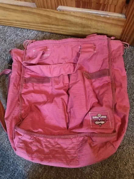 Photo of free BS30 Oldland/Warmley area Pink Shoulder bag (The Batch) #2