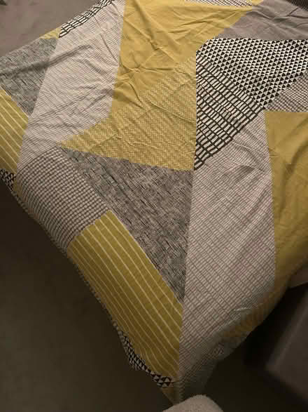 Photo of free Double quilt cover and 2 pillowcase (Far Cotton, Northampton) #1