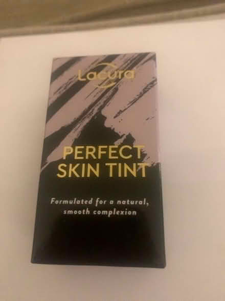 Photo of free Unused Lacura Foundation (Bakewell DE45) #1