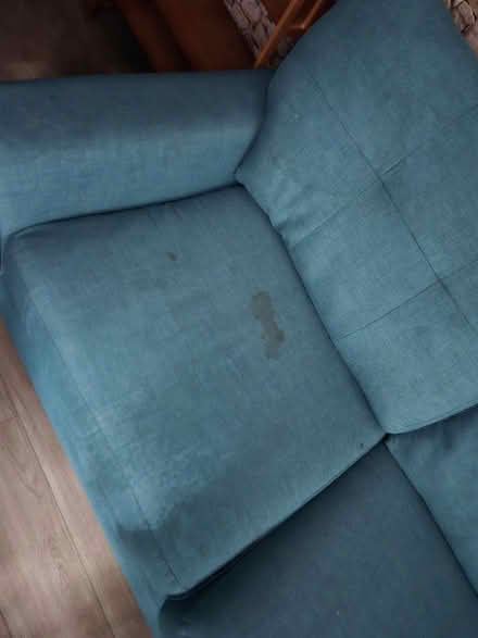 Photo of free It's a sofa (B8) #4