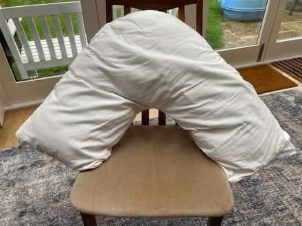 Photo of free L-shaped pillow (Hanwell W13) #1