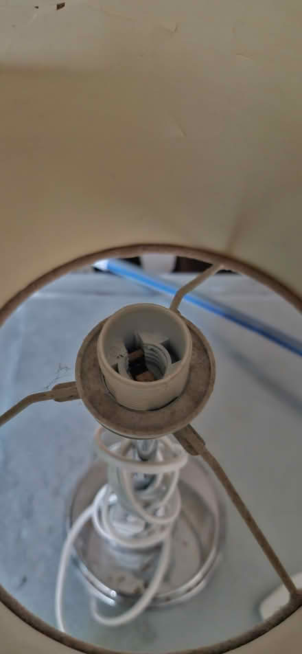 Photo of free Small lamp (Ch45 7qa) #2