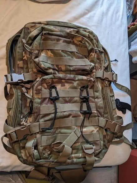 Photo of free Camo backpack adult (Handsworth B20) #2