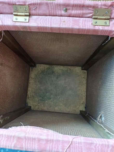 Photo of free linen box (Southport Crossens PR9) #3