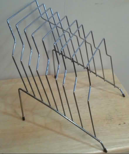 Photo of free File-folder holder (Centretown) #1