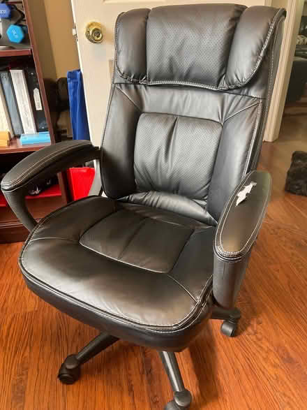 Photo of free Office chair (Hubert) #1