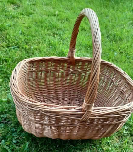 Photo of free Large Wicker Basket (East Kilbride) #2