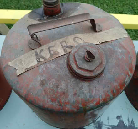 Photo of free vintage metal gas cans (Hurley (Hurley (loop road off of 209)) #3