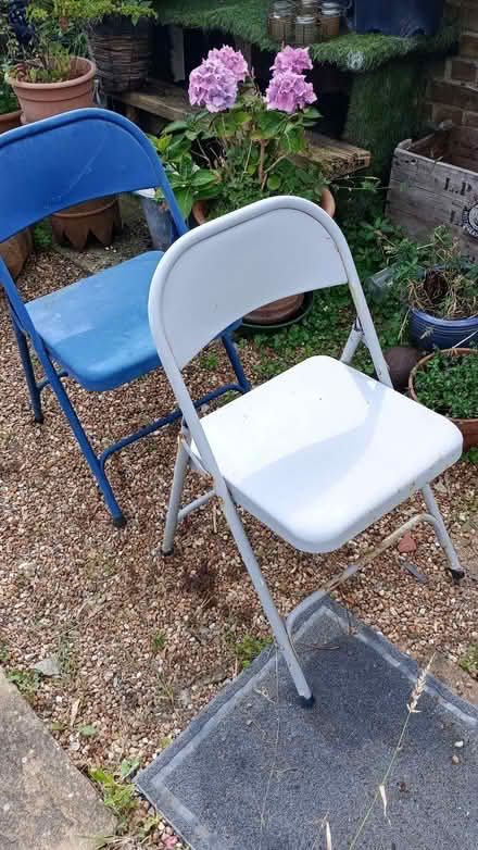 Photo of free Metal chairs (CT11) #1