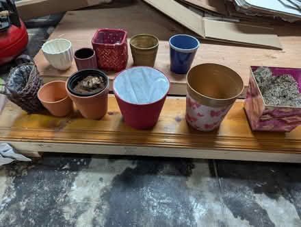 Photo of free Miscellaneous Garden Pots (Burlingame Easton Addition) #1