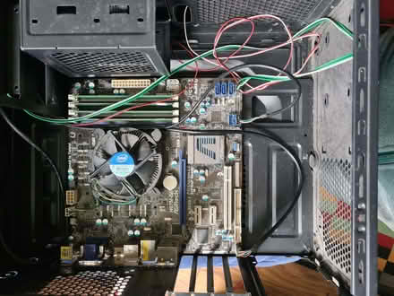 Photo of free Barebones PC (no power supply or hard disk) (Bromley-by-Bow E3) #1