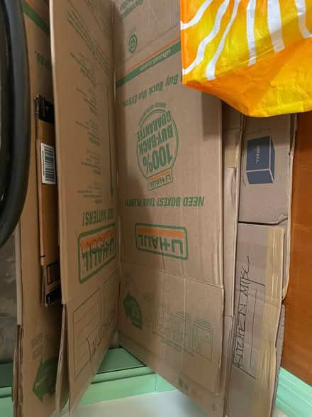 Photo of free Moving supplies (02155) #1