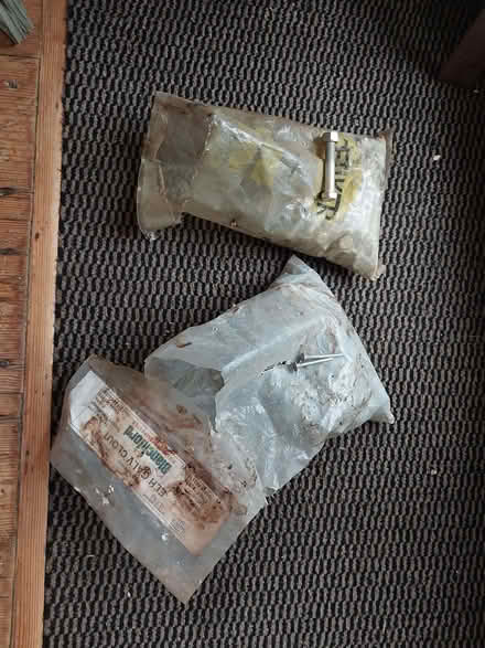 Photo of free 1 bag of nuts and bolts + 1 bag of galvanised nails (Osney OX2) #3