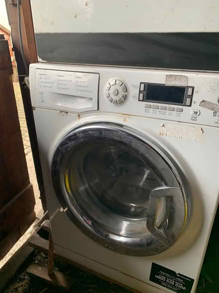 Photo of free Hotpoint 9kgs washing machine (Alnwickhill EH16) #3