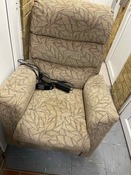 Photo of free Electric chair (Warlingham) #1