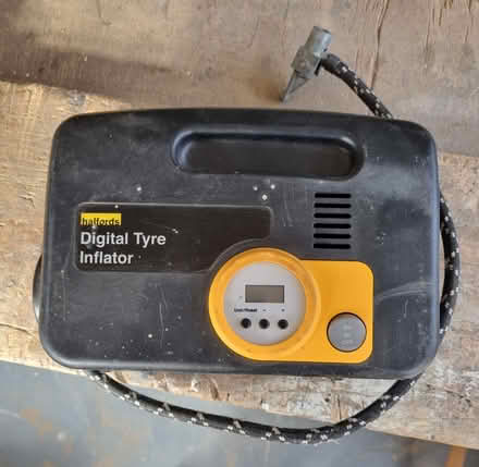 Photo of free Digital Car Tyre inflator (Halstead TN14) #1