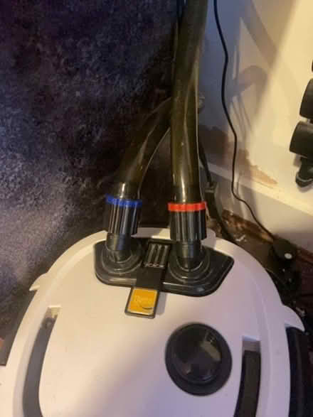 Photo of free Fish Tank And Unit (TN23) #3