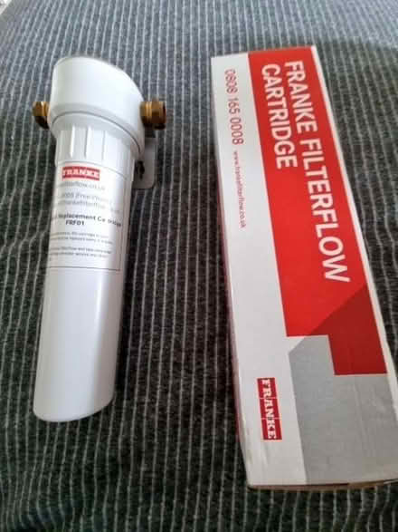 Photo of free FRANKE Filterflow housing and replacement cartridge FRF01 (Christleton CH3) #1