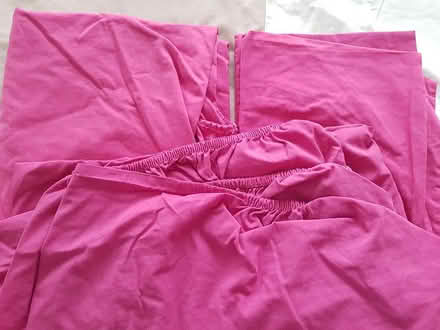 Photo of free Single bed sheets & pillow cases (Eastergate PO20) #2
