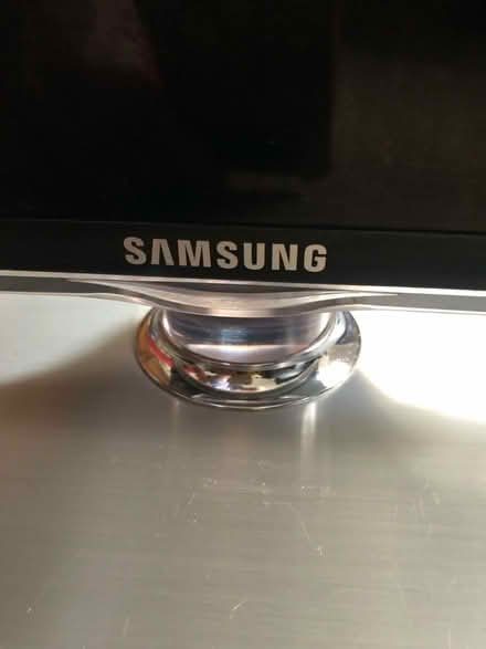 Photo of free spares - not working tv 41” samsung (West Kingsdown TN15) #2