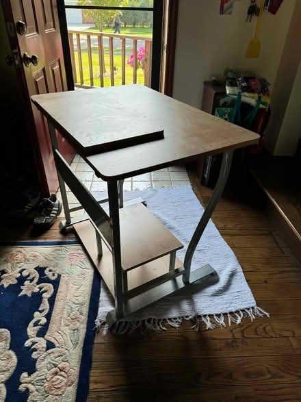 Photo of free Computer desk (West Beverly Hills) #1