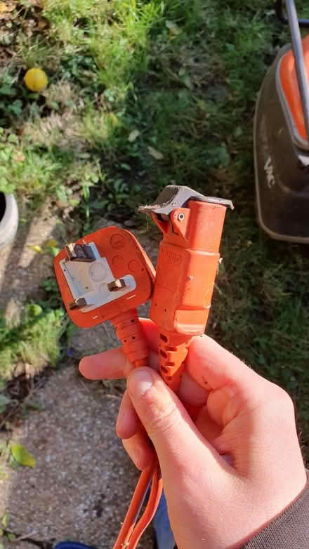 Photo of free Lawnmower (not working) (Pinner HA5) #3